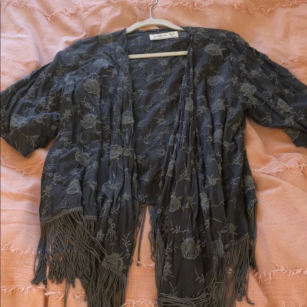 Abercrombie Kimono